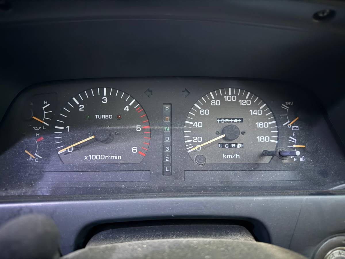Toyota-landcruiser-diesel-1991-grey-6