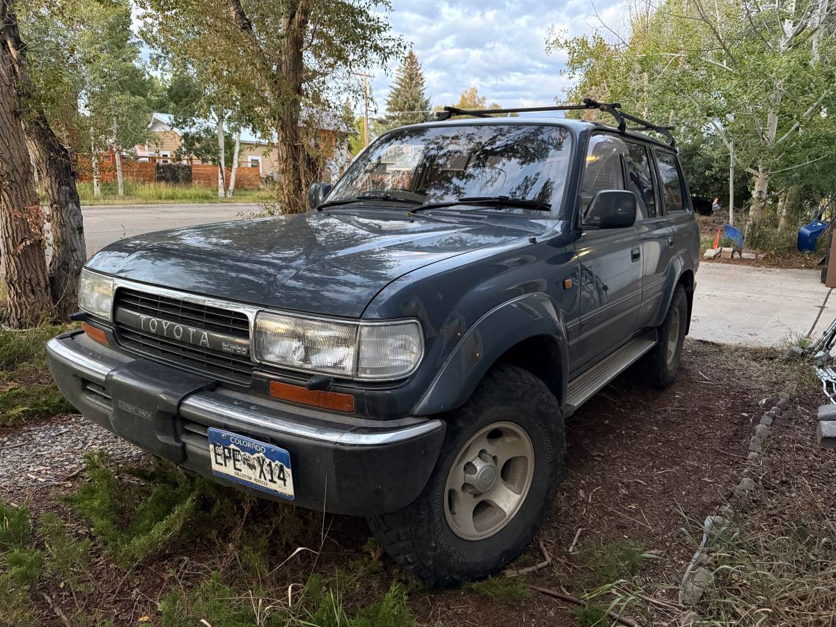 Toyota-landcruiser-diesel-1991-grey