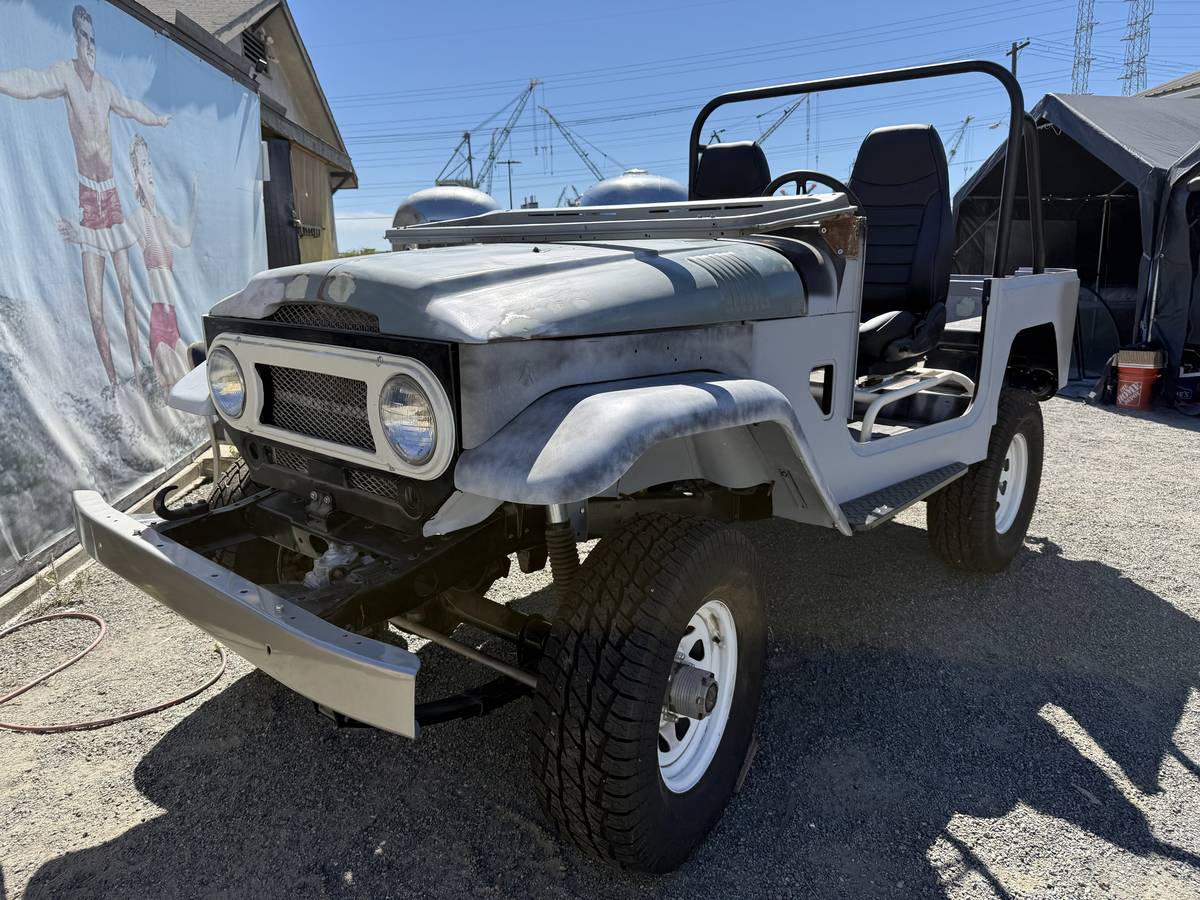 Toyota-landcruiser-fj40-1969-1