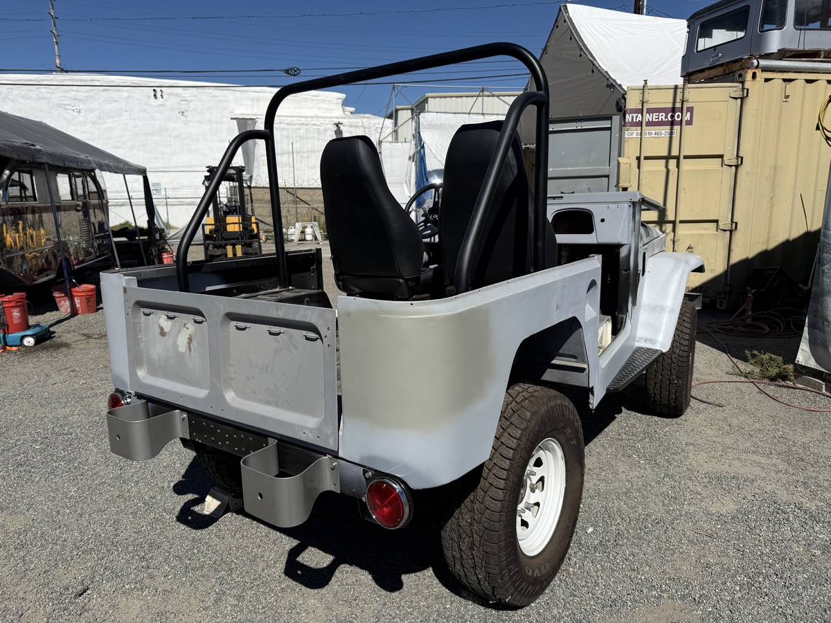 Toyota-landcruiser-fj40-1969-15