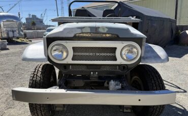 Toyota-landcruiser-fj40-1969-2