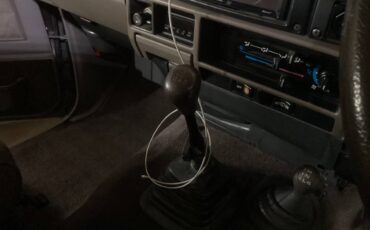 Toyota-lj78-prado-diesel-1991-brown-2