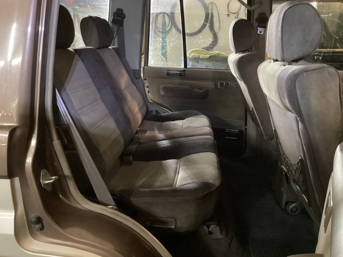 Toyota-lj78-prado-diesel-1991-brown-3