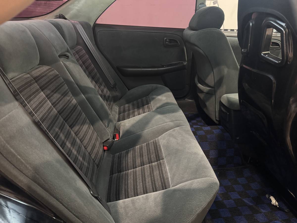 Toyota-mark-ii-1995-black-1