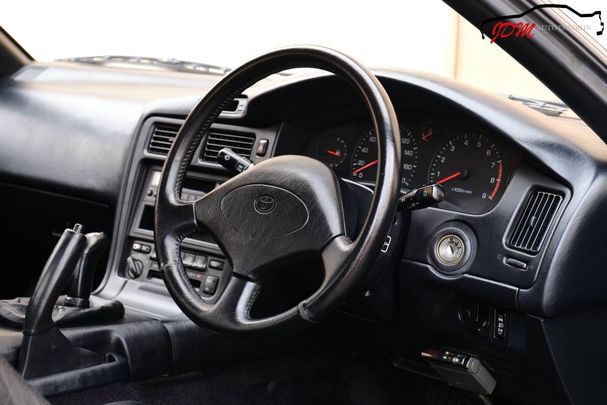 Toyota-mr2-1990-21