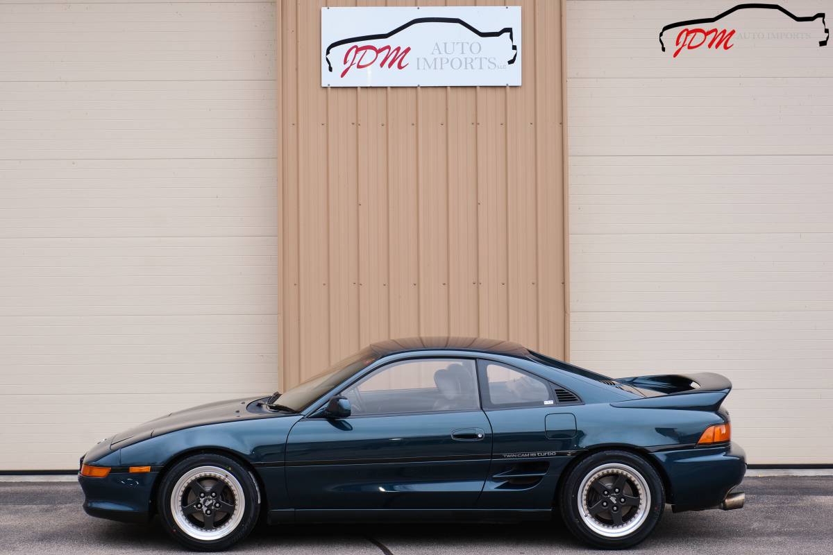 Toyota-mr2-1990-30