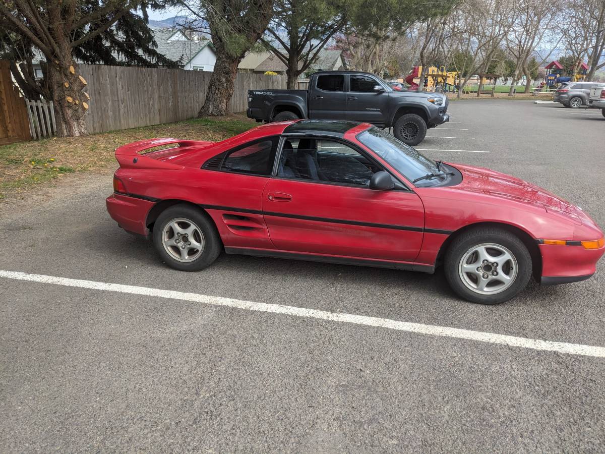 Toyota-mr2-1991-red-1
