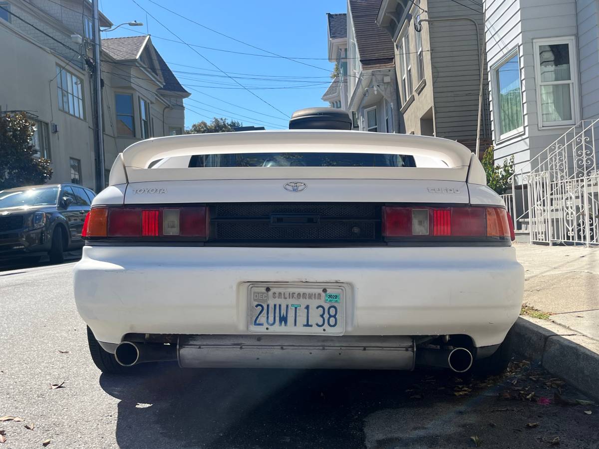 Toyota-mr2-turbo-1991-white-1