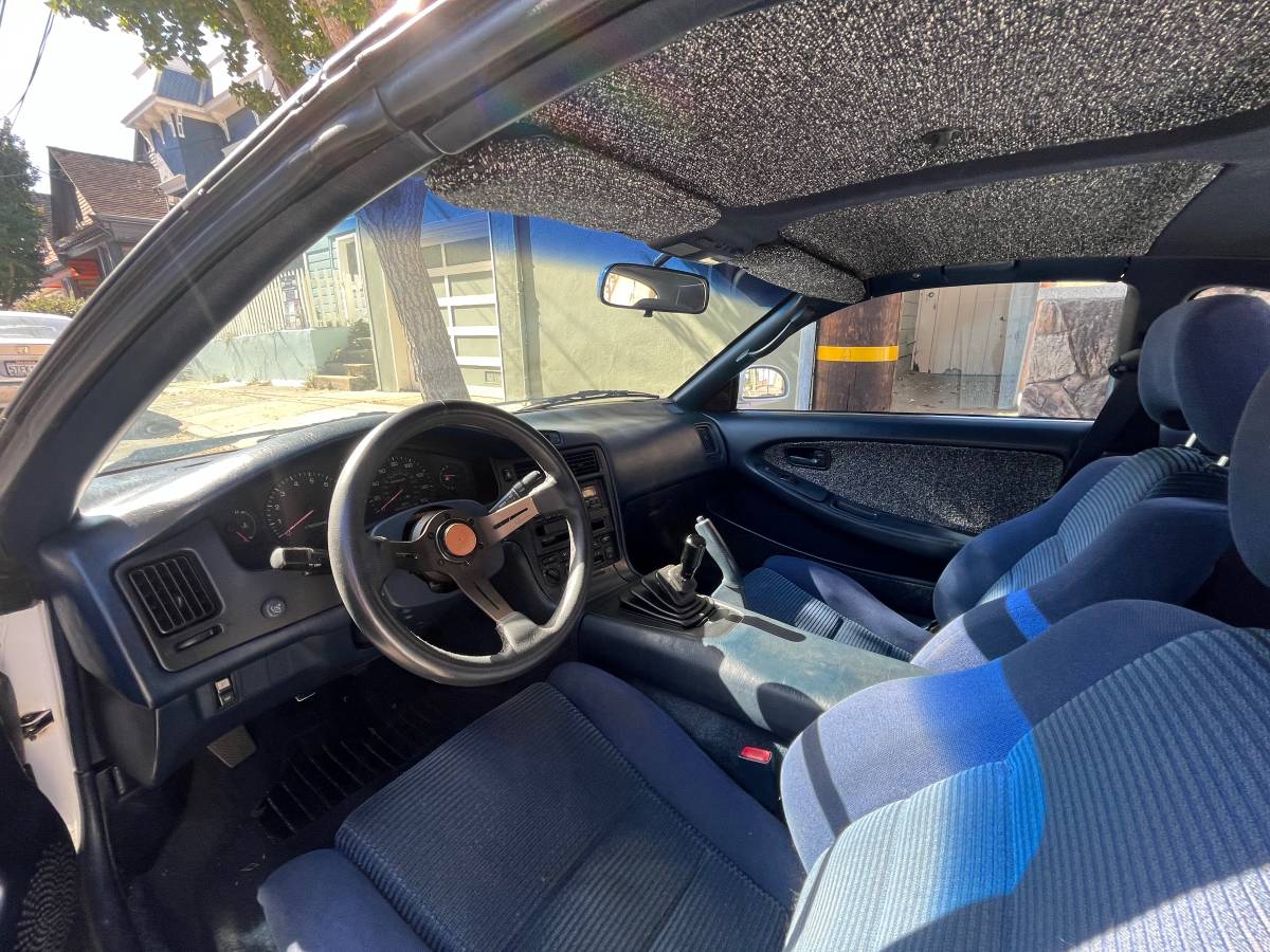 Toyota-mr2-turbo-1991-white-2