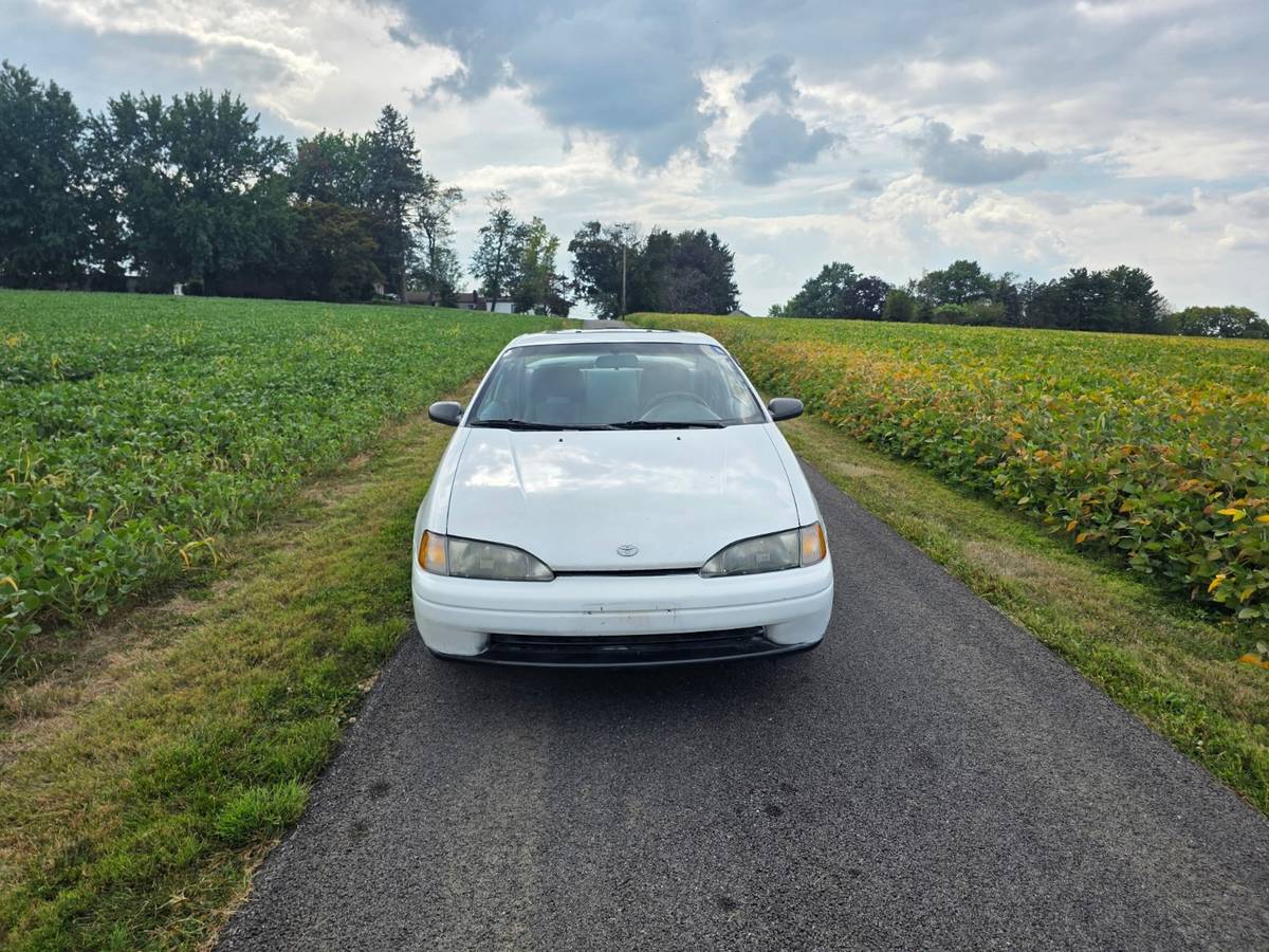 Toyota-paseo-1994-white-5