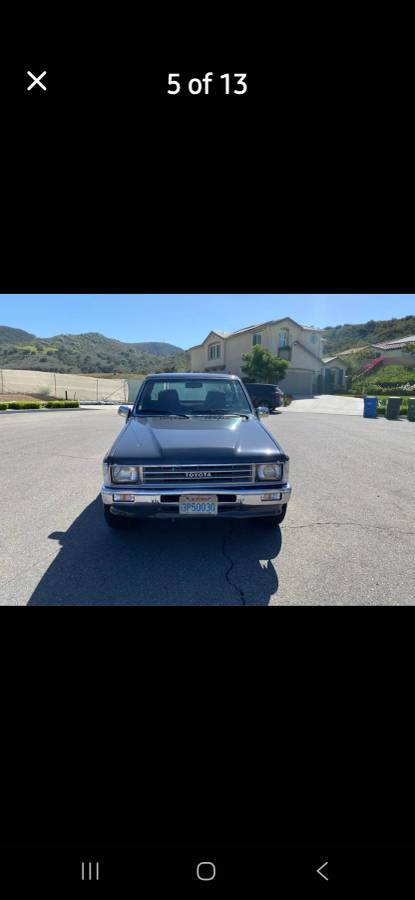 Toyota-pick-up-1988-silver-11