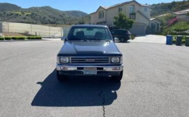 Toyota-pick-up-1988-silver-5