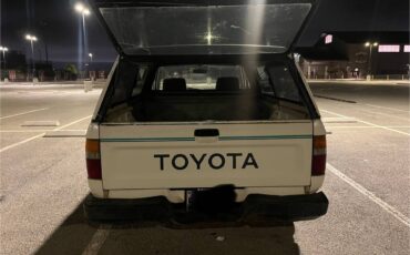 Toyota-pick-up-1989-white-8