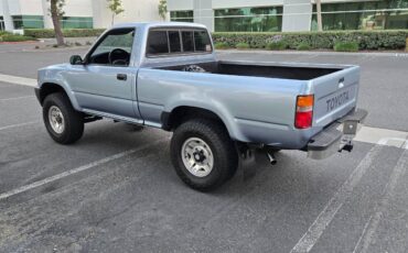 Toyota-pick-up-1990-4