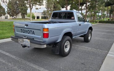 Toyota-pick-up-1990-5