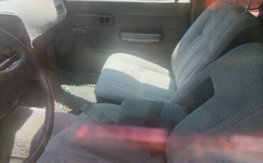 Toyota-pick-up-1991-red-4