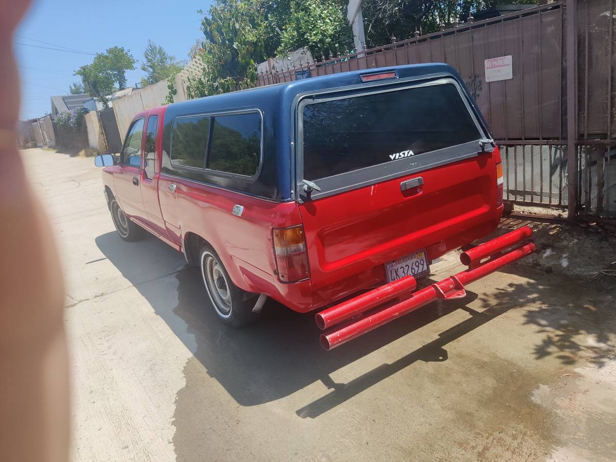Toyota-pick-up-1991-red-6
