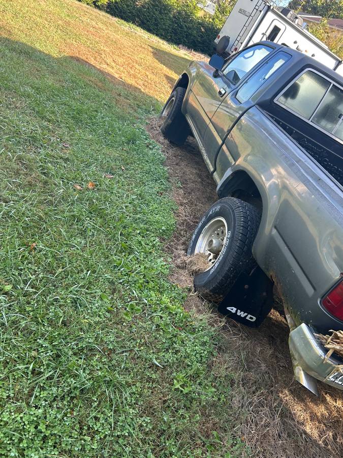 Toyota-pick-up-1993-grey-9