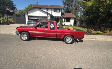 Toyota-pick-up-1994-red