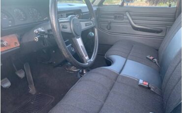 Toyota-pickup-1980-70