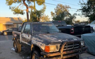 Toyota-pickup-1981-4