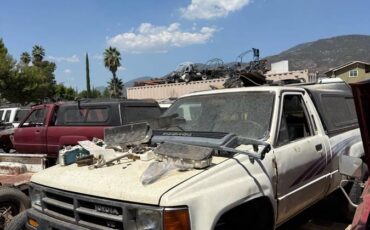 Toyota-pickup-1981-9