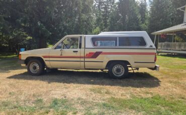 Toyota-pickup-1984