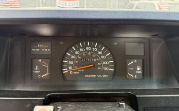 Toyota-pickup-1986-black-11