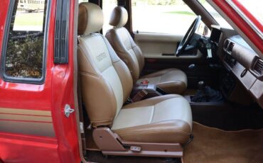Toyota-pickup-1986-red-21