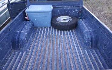 Toyota-pickup-1987-blue-18