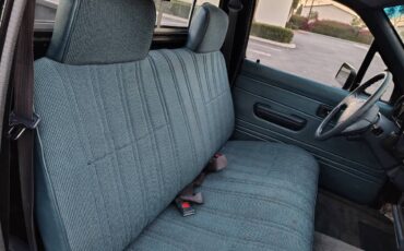 Toyota-pickup-1991-black-5