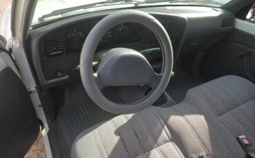 Toyota-pickup-1993