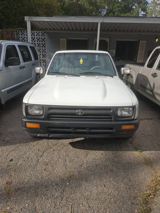 Toyota-pickup-1993-7
