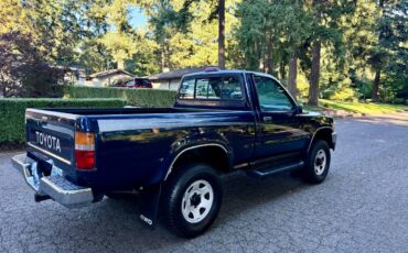 Toyota-pickup-1994-3