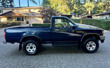 Toyota-pickup-1994-4
