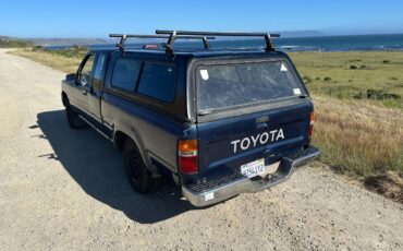 Toyota-pickup-1994-blue-3