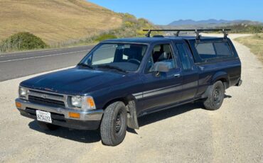 Toyota-pickup-1994-blue