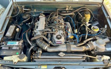 Toyota-pickup-1994-green-3