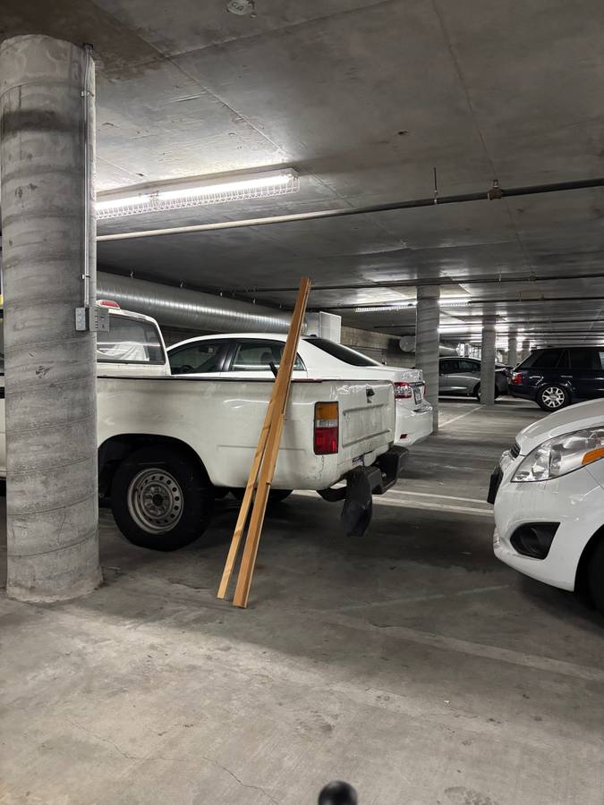 Toyota-pickup-1994-white-2