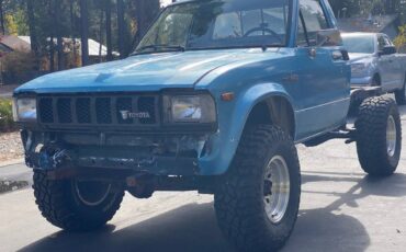 Toyota-pickup-4x4-1983-1