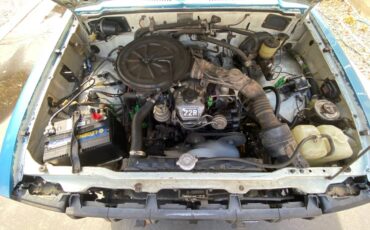 Toyota-pickup-4x4-1983-5