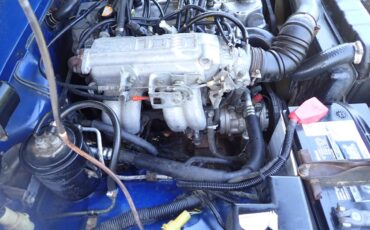 Toyota-pickup-4x4-1985-blue-10