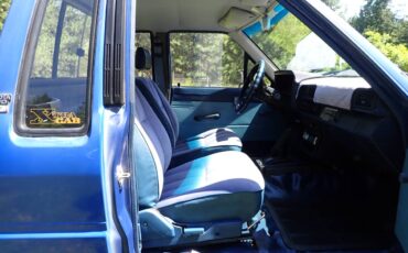 Toyota-pickup-4x4-1985-blue-6