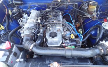 Toyota-pickup-4x4-1985-blue-9