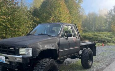 Toyota-pickup-4x4-1986-black-8