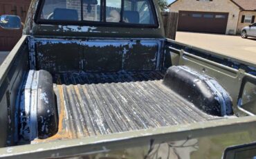 Toyota-pickup-4x4-1988-5