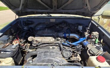 Toyota-pickup-4x4-1988-7