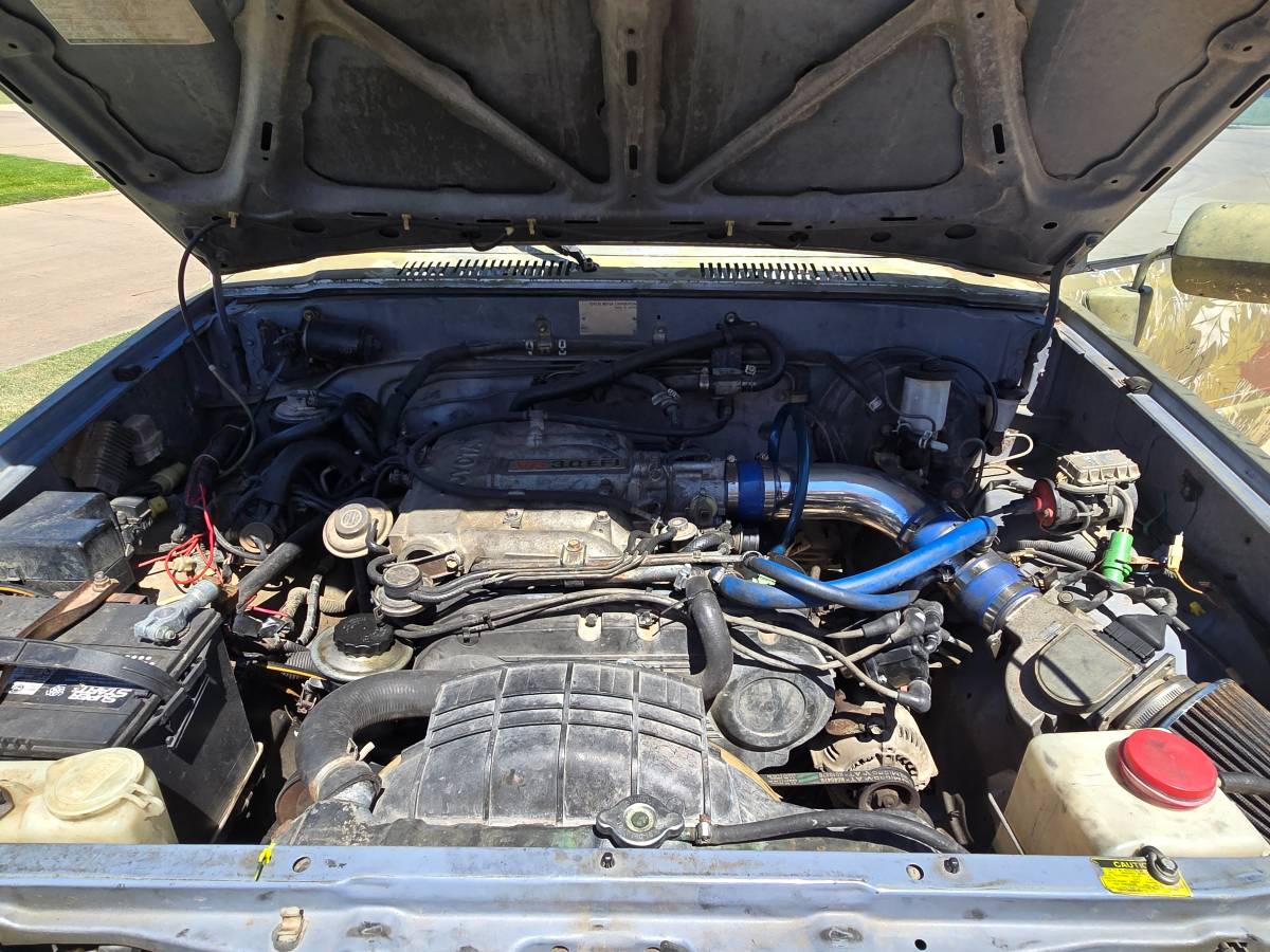 Toyota-pickup-4x4-1988-7