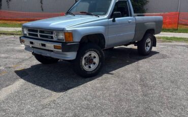 Toyota-pickup-4x4-1988-blue-10