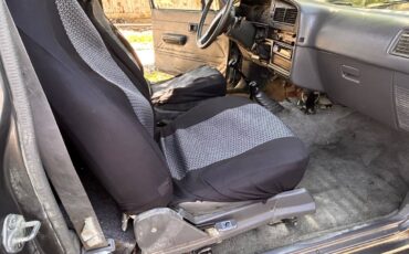Toyota-pickup-4x4-1989-8